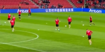 Pak minuta para ndeshjes me Andorrën, lojtarët e Shqipërisë dalin në nxehmje