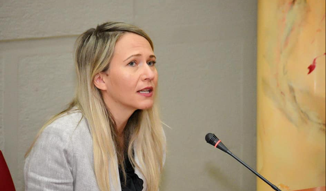 ‘Kush është sot kryetar bashkie në Tiranë?’, Alimehmeti: Shkresa për emërimin e Anuela Ristanit nuk gjendet