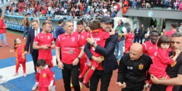 Partizani ndryshon trajnerin, rikthen në stol teknikun e famshëm