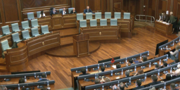 S’ka konsensus/ Dështon sërish seanca për konstituimin e Kuvendit të ri të Kosovës