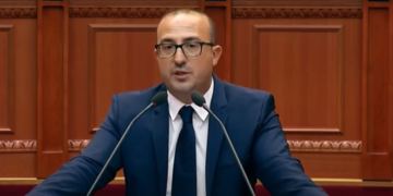 ‘Më erdhi keq për largimin e Dash Sulës’, Korreshi: Ka treguar përkushtim dhe cilësi ndër vite
