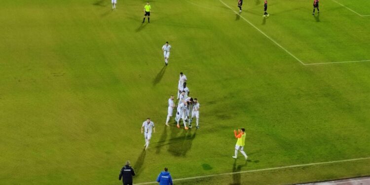 Vllaznia përgatitet për Dinamon, një mungesë dhe dy rikthime për Brdariç