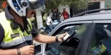 Arrestohet në flagrancë një 45-vjeçar, drejtonte automjetin në gjendje të dehur