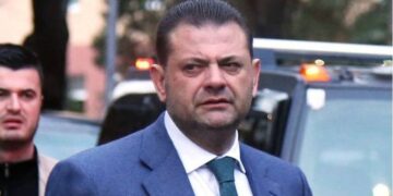 Tr*nditet Tom Doshi, merr lajmin e hidhur pak para zgjedhjeve