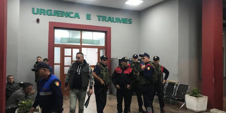 DETAJE nga atentati në Tiranë/ 2 prej të plagosurve në gjendje të rëndë tek Trauma