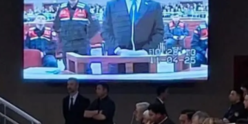 Kryebashkiaku i arrestuar i Stambollit del para gjykatës