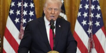 Trump i nënshtrohet kontrollit mjekësor