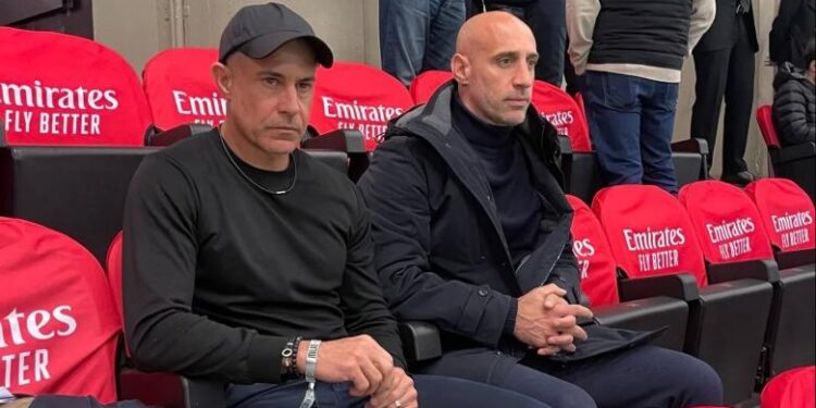 Sylvinho ndjek nga afër Gjimshitin në “San Siro”,