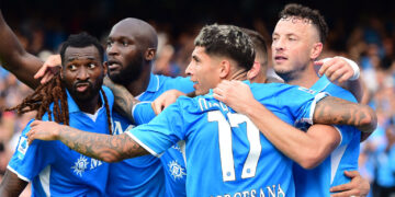 Napoli gati për sprintin final, por Conte-n e shqetësojnë mungesat