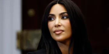 “Më hapi sytë”, i pandehuri për grabitjen e Kim Kardashian shpreh pendesë