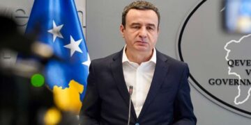 Kurti sulmon partitë e opozitës duke e cilësuar dështimin e seancës