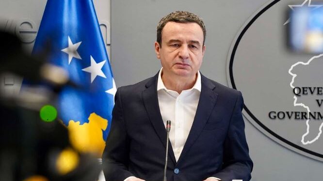 Kurti sulmon partitë e opozitës duke e cilësuar dështimin e seancës