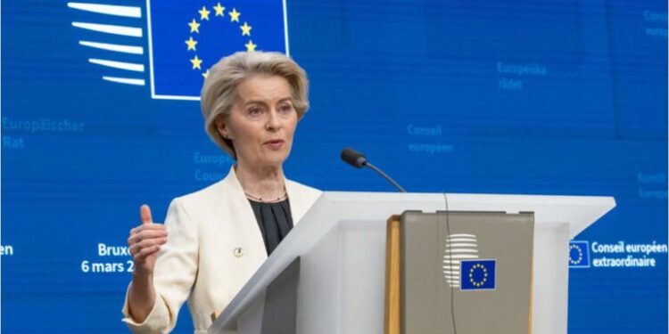 “Ngrirja” e tarifave nga Trump për 90 ditë, Von der Leyen: Hap i rëndësishëm stabilizimi, BE e përkushtuar për tregti me dobi reciproke pa fërkime