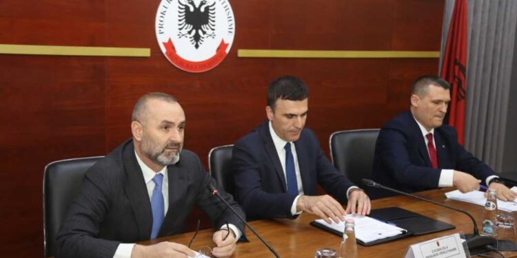 Manja dorëzon rekomandimet për drejtësinë, Dumani: Të përgjithshme e të pazbatueshme