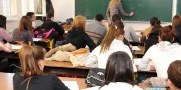 ‘Mësues për Shqipërinë’ 2025, aplikimet mund të bëhen përmes e-Albania