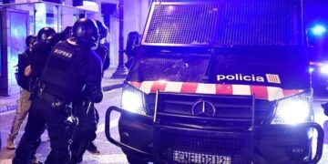 Kapja e 120 kg “miell”, 8 të arrestuar në Spanjë, mes tyre edhe 1 shqiptar