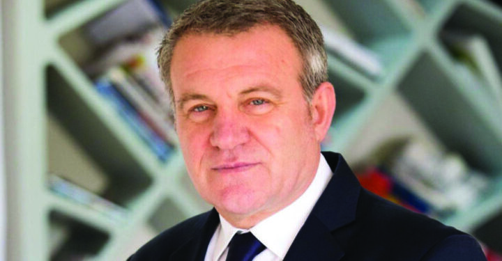 Analizë,Sfidat e BE-së në përballjen e (de)rregullimit