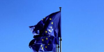 Alarm nga Rusia dhe Trump: BE krijon fond rekord për blerje armësh