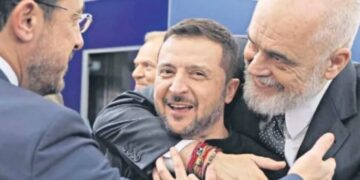 Çfarë ndodhi? Zelensky bisedë telefonike me Ramën, zbardhen diskutimet