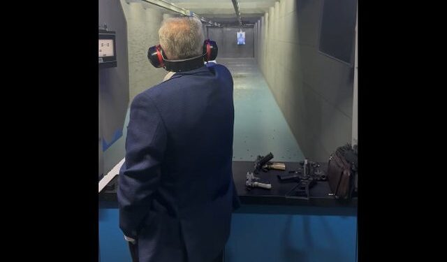 Ish-deputeti publikon videon nga poligoni i qitjes: Dhe pastaj më thonë ‘pse i bie në kokë’?!