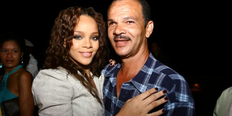 Ndërron jetë në moshën 70 vjeçare babai i Rihannës