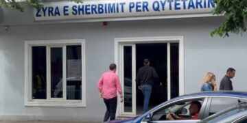 Përplasje në Lezhë: Akuza për blerje votash dhe kallëzim për shpifje