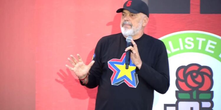 “Ça ke ti mo?” – Rama batutë qytetarit: Kujdes, të kap kamera, të shikon gruaja