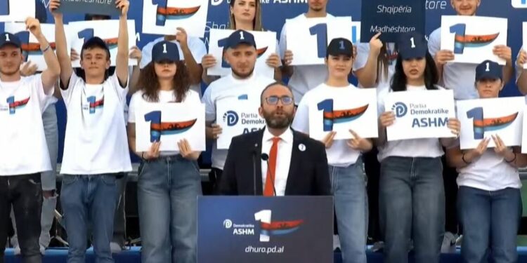 Bardhi thirrje votuesve: Refuzojeni arrogancën