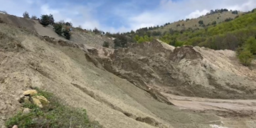 Burrel – Vijojnë kërkimet për 29-vjeçarin e zhdukur në fabrikën e kromit.