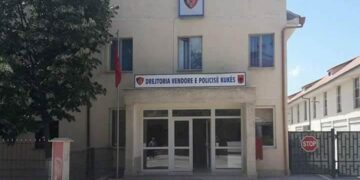 Shpallen në kërkim 2 persona, akuzohen për korrupsion aktiv në zgjedhje