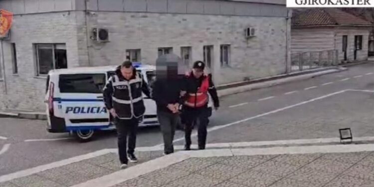 GJKKO e kishte dënuar me 8 vjet burg për grup të strukturuar kriminal, kapet në arrati 32-vjeçari nga Lazarati