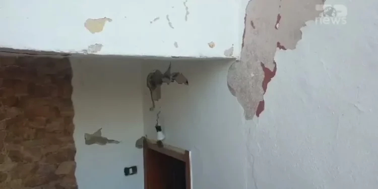 Shpërthim eksplozivi në një banesë në Elbasan, çfarë thotë policia