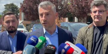 I vëllai dhunoi kamionistin, Nallbati flet nga Gjykata: Inskenim politik