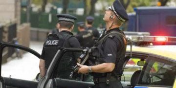 Zjarr në shtëpinë e kryeministrit britanik, arrestohet 21-vjeçari