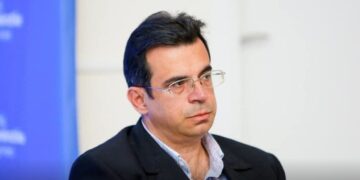 Beteja për çlirimin e demokracisë sapo ka filluar,shprehet:Ardi Stefa