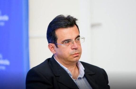 Beteja për çlirimin e demokracisë sapo ka filluar,shprehet:Ardi Stefa