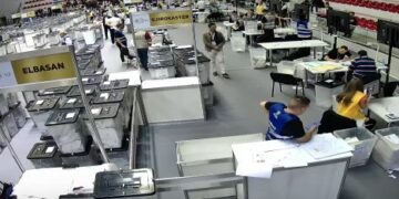 Vijon numërimi i votave preferenciale në Tiranë, garë e ashpër në PS dhe PD