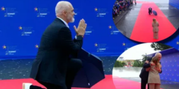 Mediat italiane i japin tituj takimit në gjunjë të Ramës me Melonin