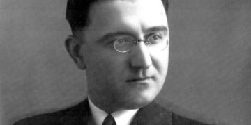 Sot në datëlindjen e Ernest Koliqit, figurë e shquar e letrave shqipe