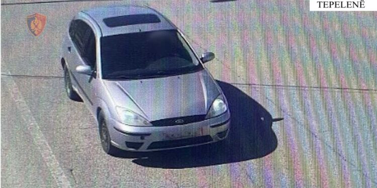 Vodhën automjetin në Tepelenë dhe e shitën në Gjirokastër, në pranga 3 të rinj