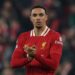 Trent Alexander-Arnold zyrtarisht lojtar i Realit