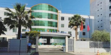 Plagosi dje 21-vjeçarin, arrestohet autori!