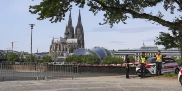 Panik në Këln! Autoritetet zbulojnë 3 bomba të Luftës së Dytë Botërore