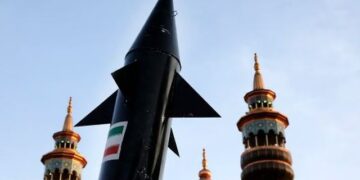 NIS RREZIKU! Irani përgatitet të dalë nga Traktati për Mospërhapjen e Armëve Bërthamore