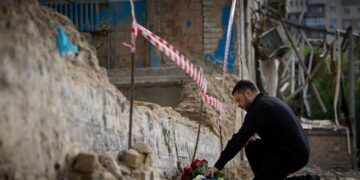 Zelenskyy bën thirrje për rritjen e pr*sionit ndaj Rusisë