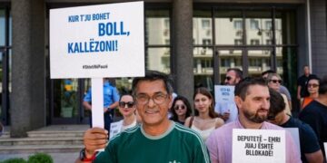 Analiza e REL: Çfarë rrezikon Kosova nga mungesa e institucioneve të reja?