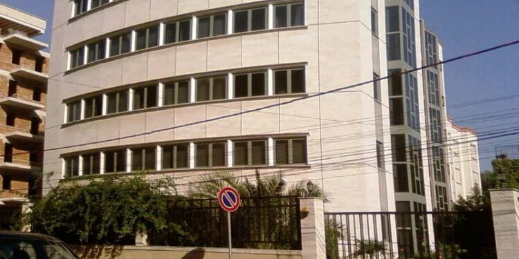 Ish-Presidenti i Urdhrit të Stomatologut në pranga, ja pse