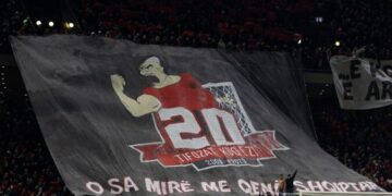 “Tifozat Kuq e Zi” bojkotojnë ndeshjen Shqipëri–Serbi, zbulojnë arsyet