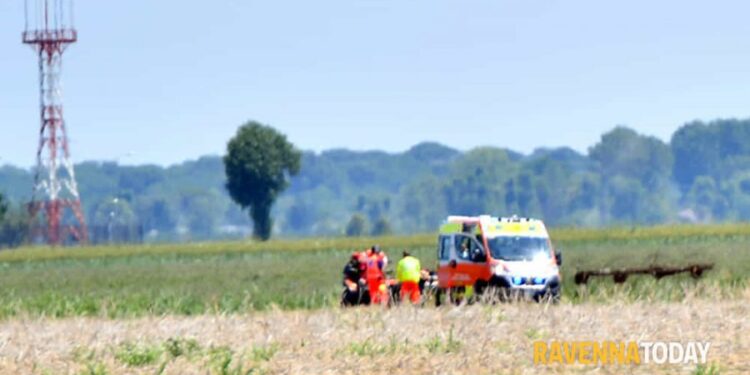 U shtyp nga traktori në punë, humb jetën 38-vjeçari shqiptar