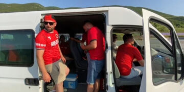 Morina në festë, tifozët kalojnë kufirin për Shqipërinë ndaj Serbisë